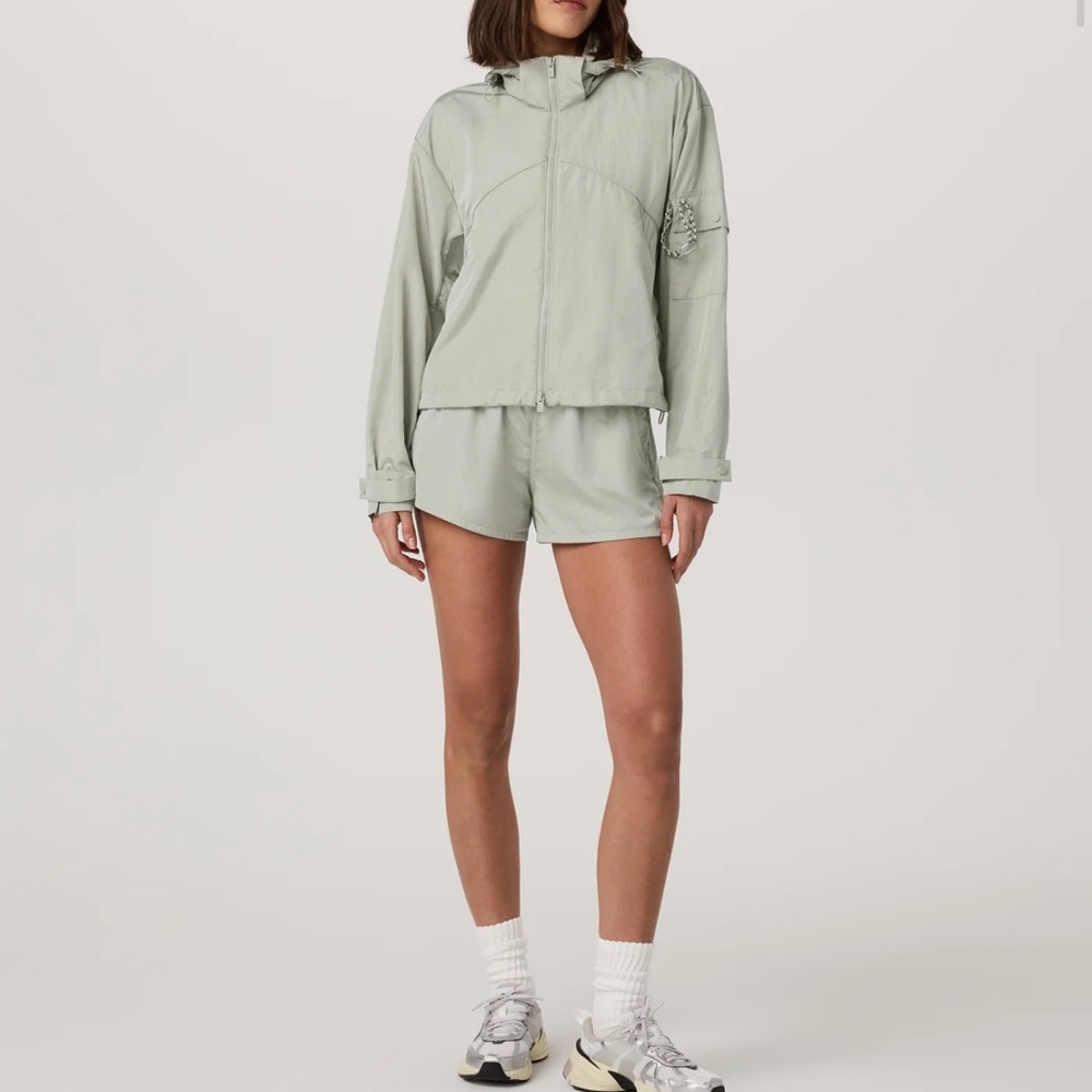 Vuori Light Green Talc Women's Active Set